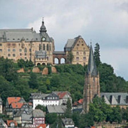 Tiny-Apartment-In-Gemuenden-An-Der-Wohra Gemunden an der Wohra Exteriör bild