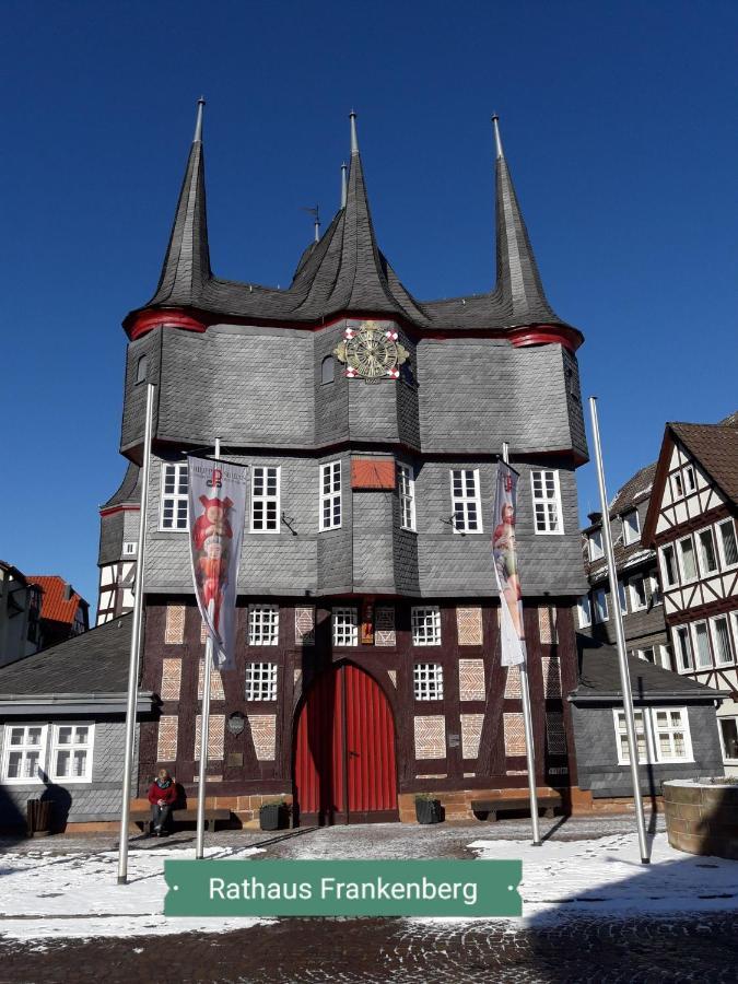 Tiny-Apartment-In-Gemuenden-An-Der-Wohra Gemunden an der Wohra Exteriör bild